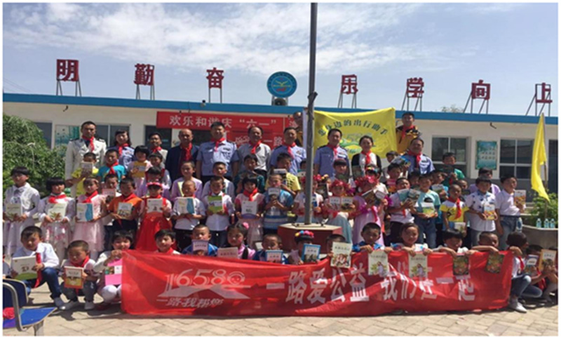 ��һ·�۹��� �����ľ�ٛ