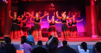 ����ȪС�(zh��n)��ˇ�������(hu��)